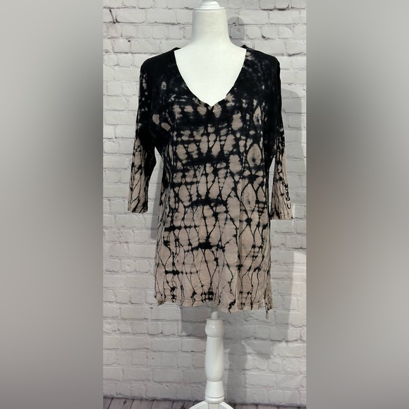 WEARABLES V Neck Tie Dye Shirt Size M - Picture 7 of 7